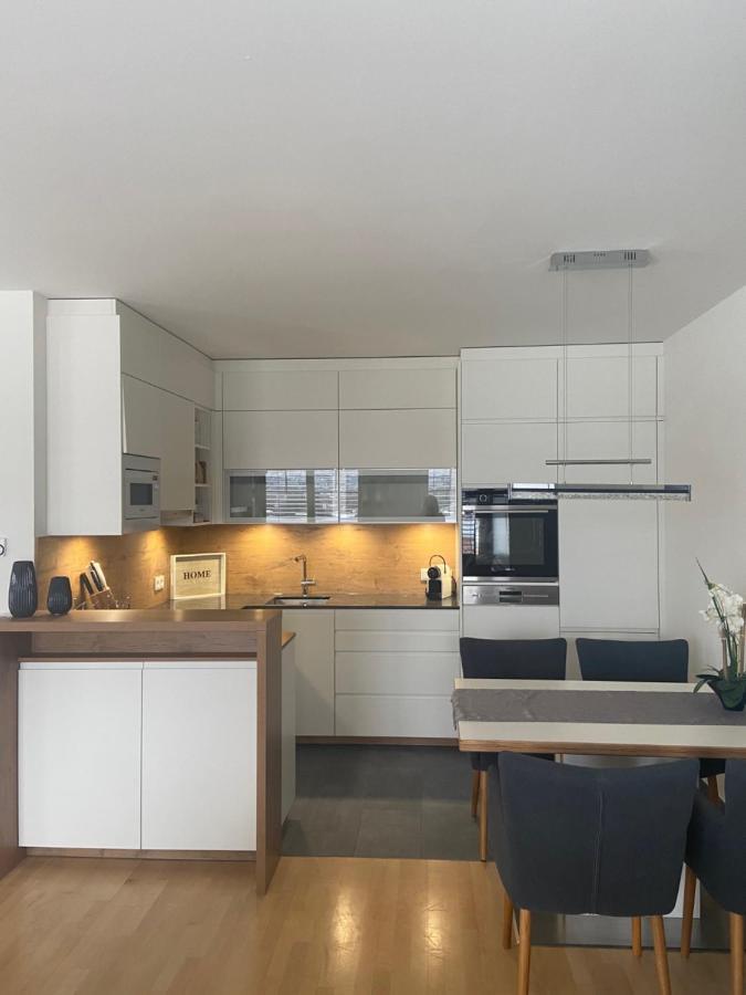 Lake View Apartment Seecorso Velden am Wörthersee Eksteriør bilde