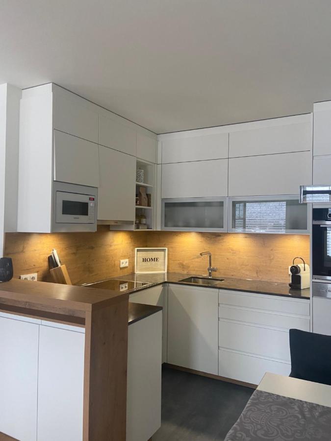 Lake View Apartment Seecorso Velden am Wörthersee Eksteriør bilde